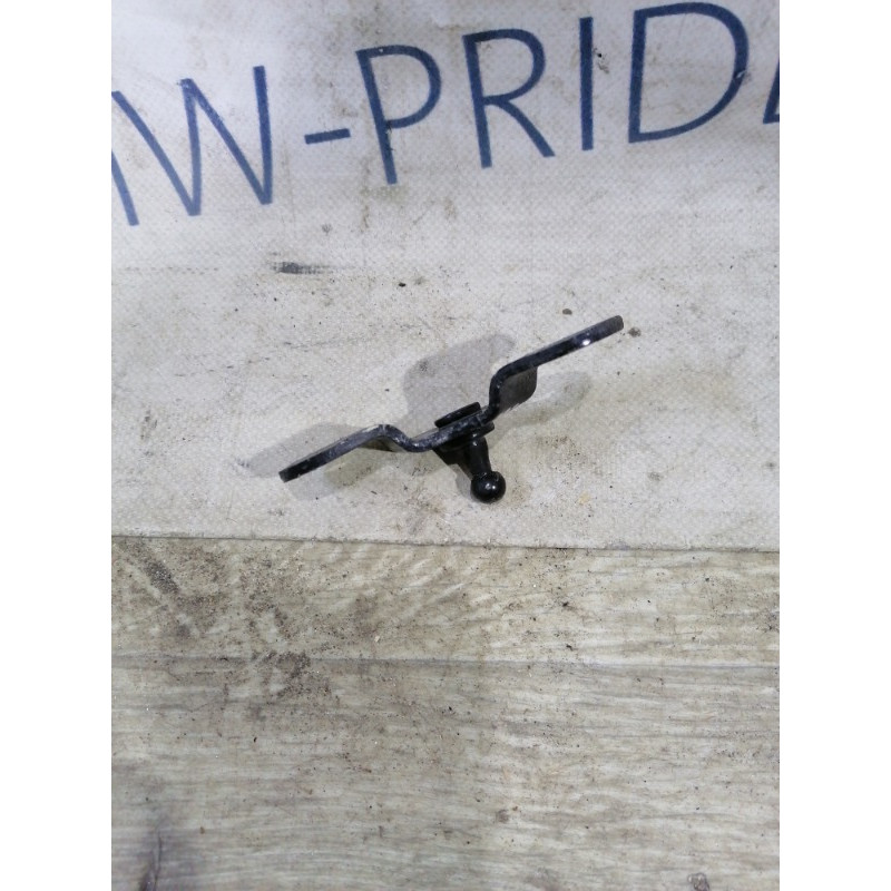 Крепление амортизатора багажника (кузов и элементы) FORD ESCAPE MK3 2014 1.6 CJ5Z78404A42B