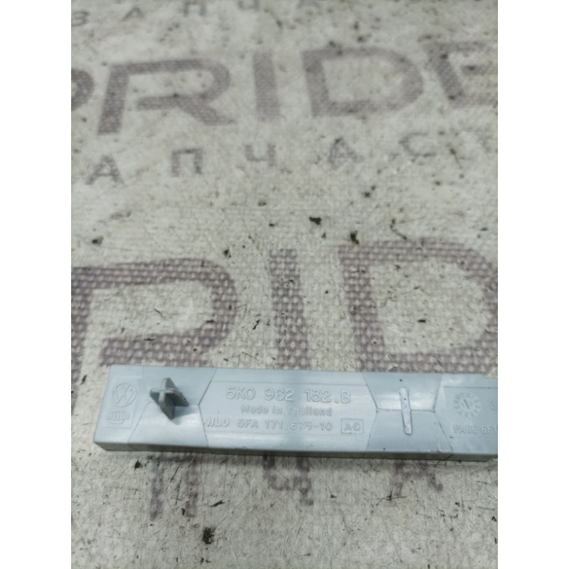 Антенна бесключевого доступа (электрика) Volkswagen Passat B7 2014 1.8 5k0962132b