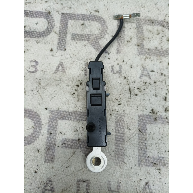 Усилитель антенны (электрика) Volkswagen Passat B7 2014 1.8 3c5035570b