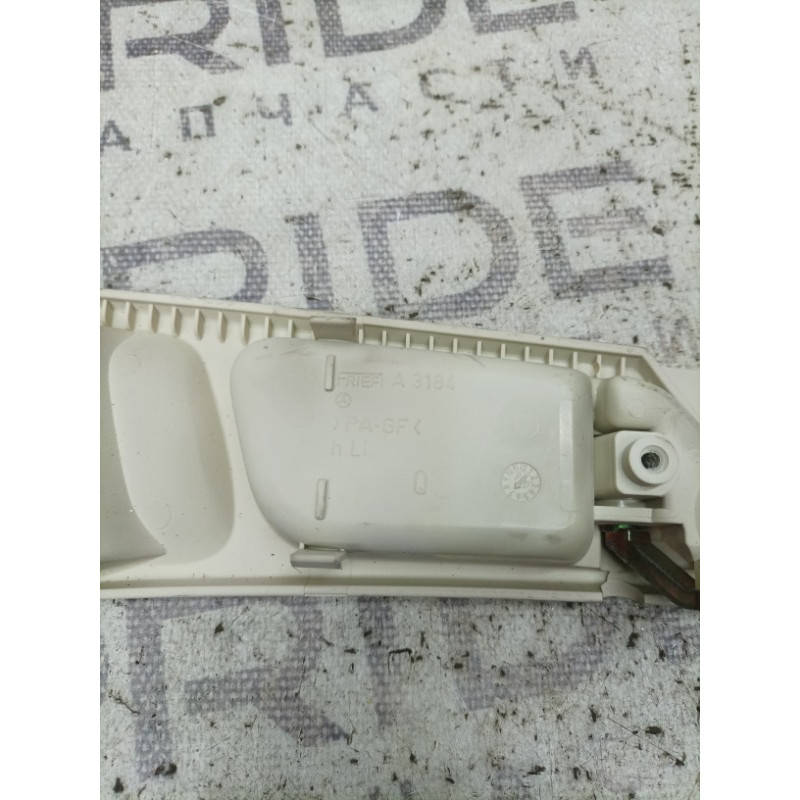 Ручка двери внутренняя (салон) Mercedes-Benz C-class W203 2007 3.0 A20373705881270