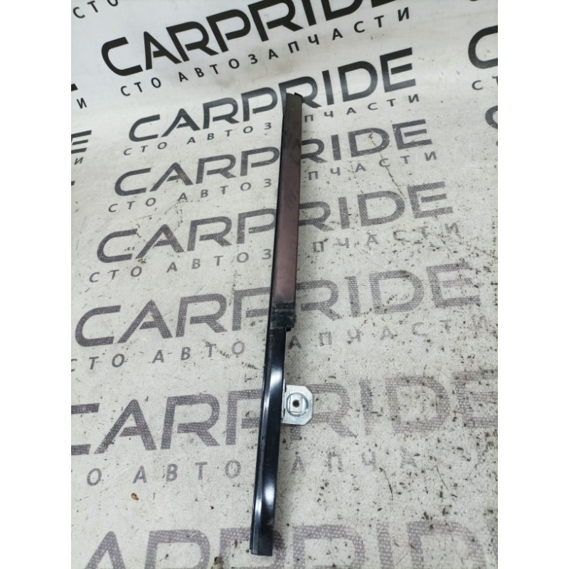 Направляющая стекла двери (кузов и элементы) Mercedes-Benz C-class W203 2007 3.0 A 203 730 09 19