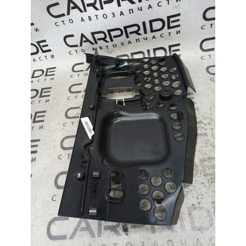Кришка (салон) Mercedes-Benz GL X164 2012 4.6 A1646808517