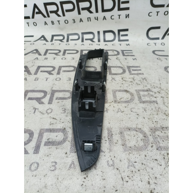 Накладка кнопок склопідйомника (салон) FORD Fusion MK5 2016 2.5 ds7314a568a