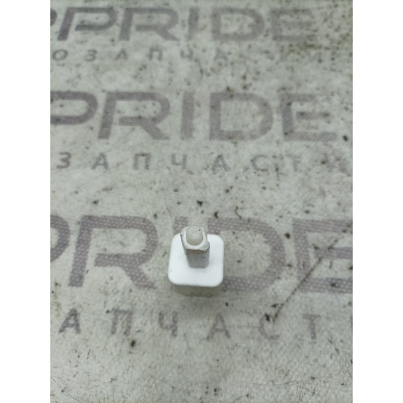 Концевик педали тормоза (электрика / датчики) Infiniti QX60 L50 2015 3.5 253203JA0A