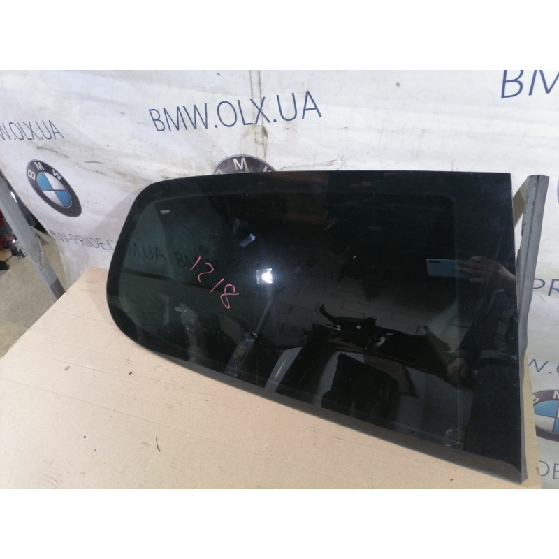 Форточка кузова (стекла и зеркала) Volkswagen Golf 1K 2.5 1K6845042Q