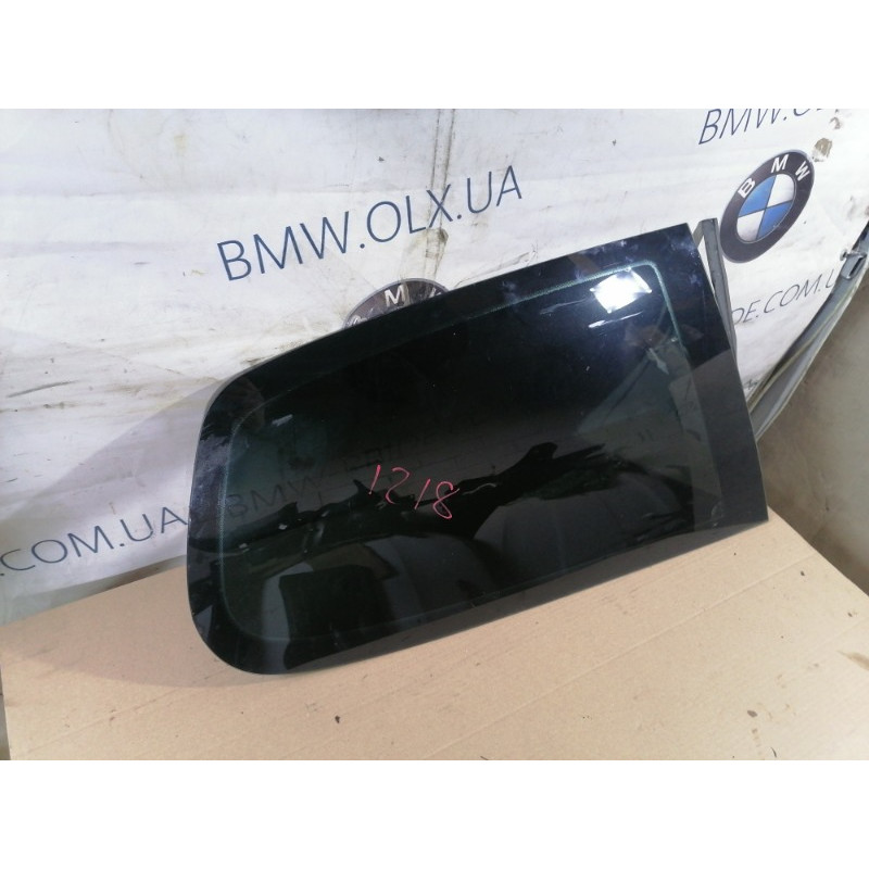 Форточка кузова (стекла и зеркала) Volkswagen Golf 1K 2.5 1K6845042Q