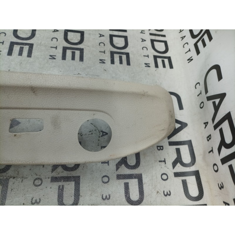 Накладка сидения (салон) Volkswagen Passat B7 2014 1.8 5c6881317h