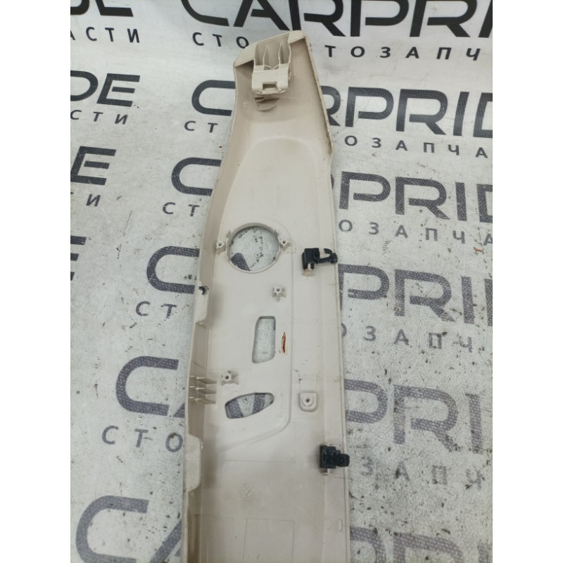 Накладка сидения (салон) Volkswagen Passat B7 2014 1.8 5c6881317h