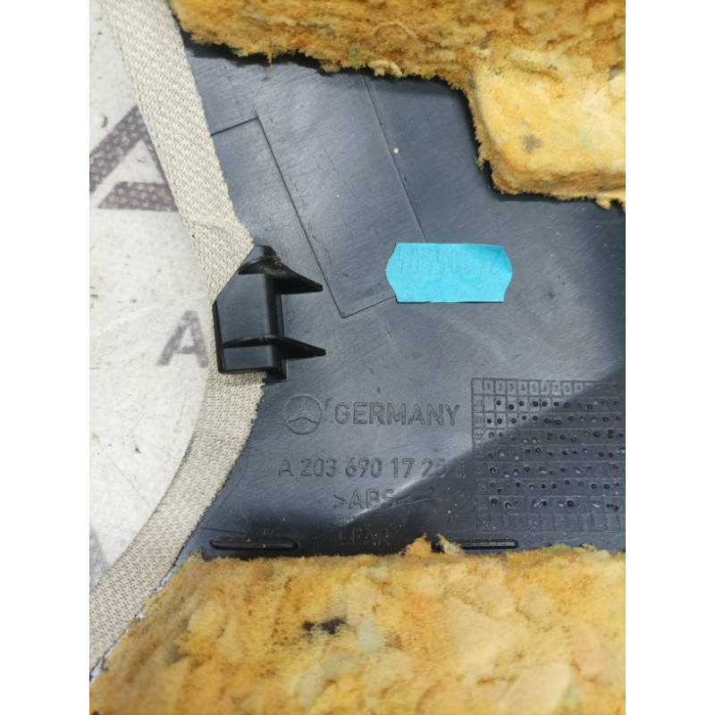 Обшивка Стойки (салон) Mercedes-Benz C-class W203 2007 3.0 a2036901725