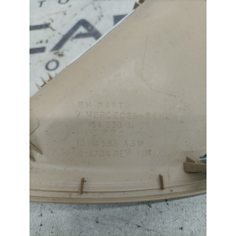 Бокова накладка торпеди (салон) Mercedes-Benz GL X164 2012 4.6 a1646800439