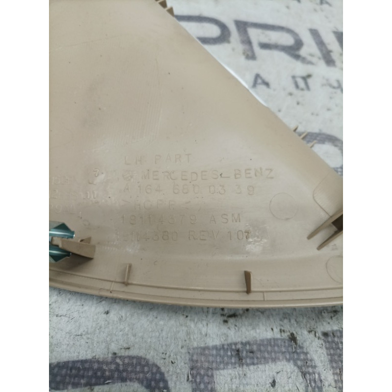Накладка торпеды боковая (салон) Mercedes-Benz GL X164 2012 4.6 a1646800339