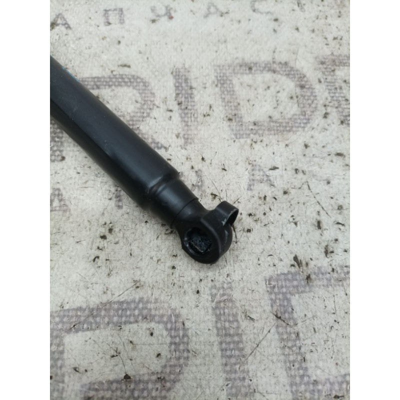 Амортизатор багажника (кузов и элементы) BMW 3-series E93 2010 3.0 N52 51247129215