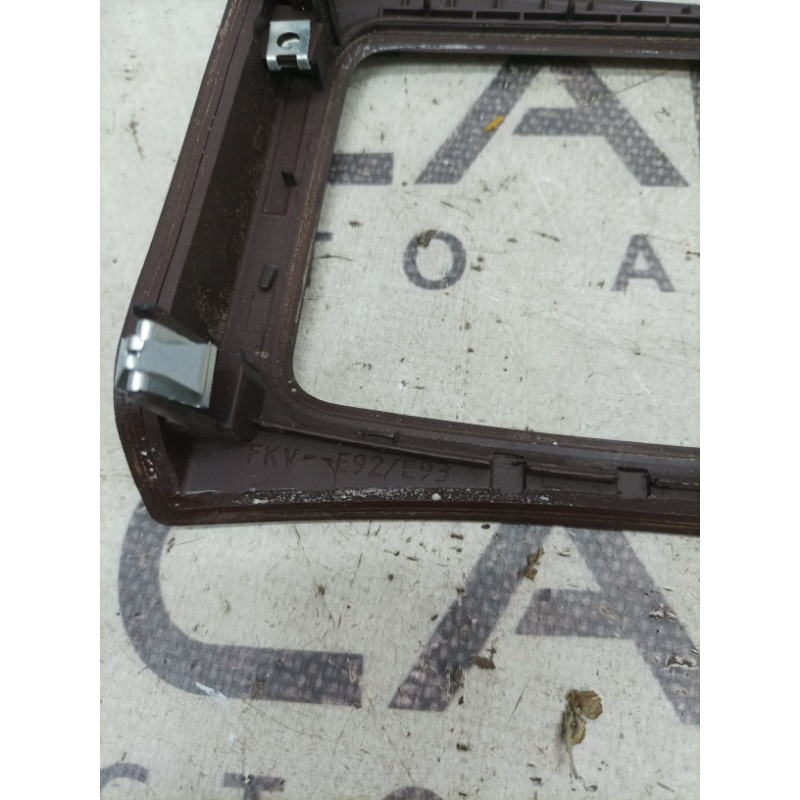 Декоративна накладка центральної консолі (салон) BMW 3-series E92 2010 3.0 N54 51166960678