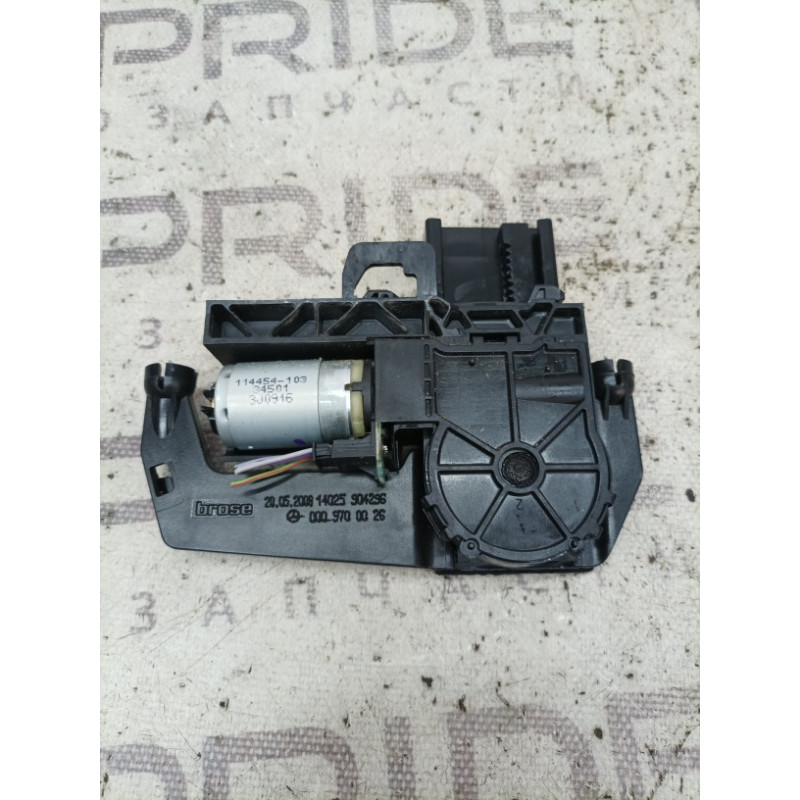 Привод подголовника (электрика) Mercedes-Benz E-class W211 2008 3.5 a0009700026
