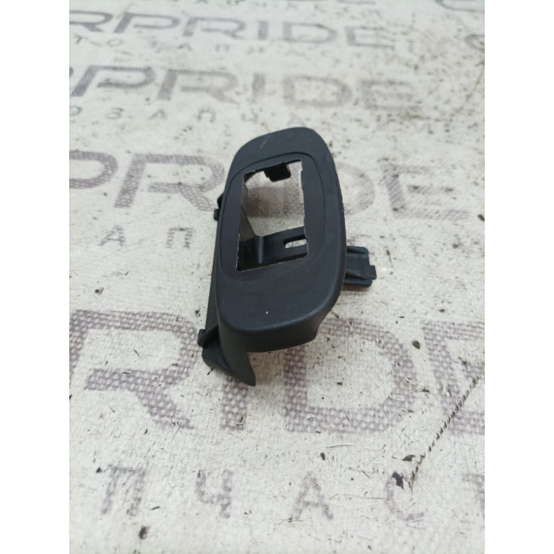 Кронштейн плафона салона (салон) Mercedes-Benz E-class W211 2008 3.5 a2119140010