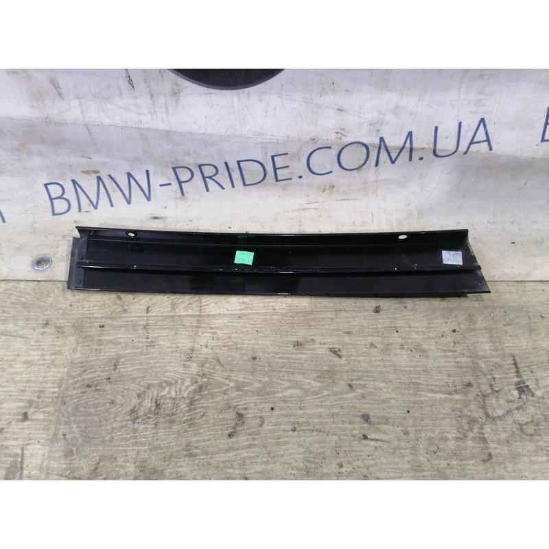 Зовнішній молдинг стійки (зовнішні елементи кузова) Mercedes-Benz GL X164 2012 4.6 a1646700787