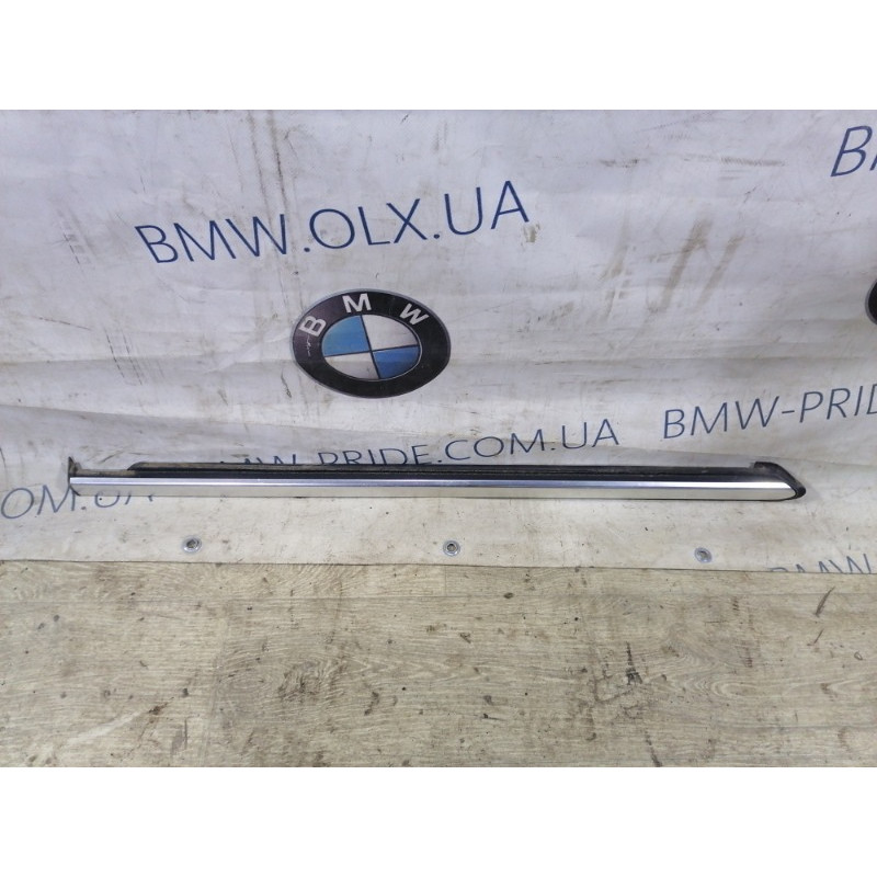 Молдинг стекла (кузов и элементы) Mercedes-Benz GL X164 2012 4.6 a1646908180
