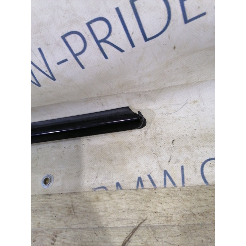 Молдинг стекла (кузов и элементы) Mercedes-Benz E-class W211 2008 3.5 a2117250565