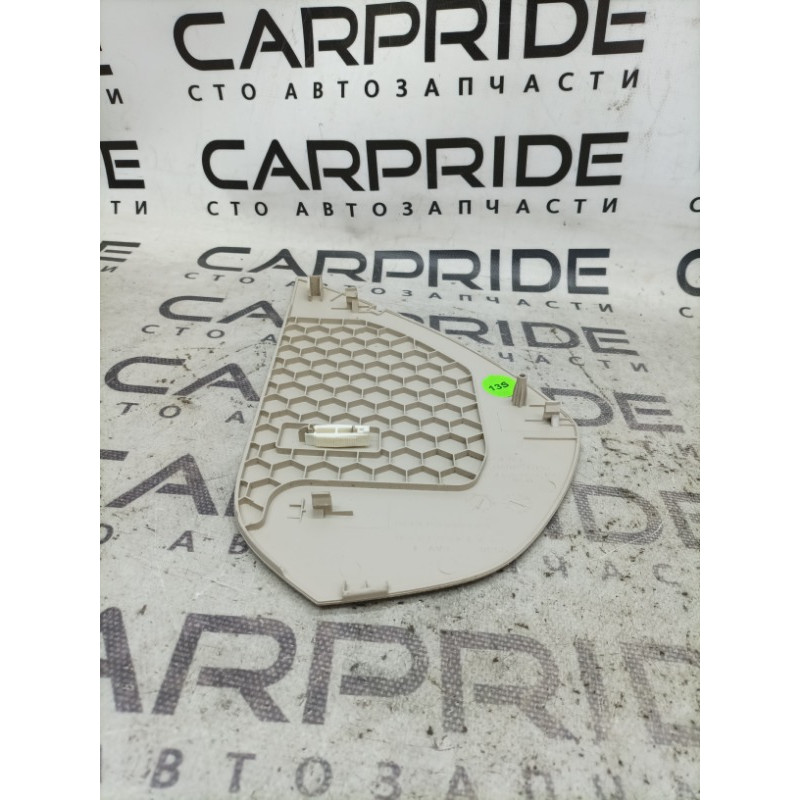 Накладка торпеды боковая (салон) Volkswagen Passat B7 2014 1.8 561858247a