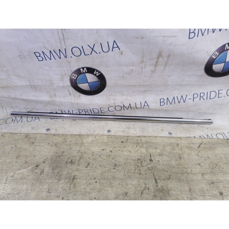 Молдинг стекла (кузов и элементы) Volkswagen Passat B7 2014 1.8