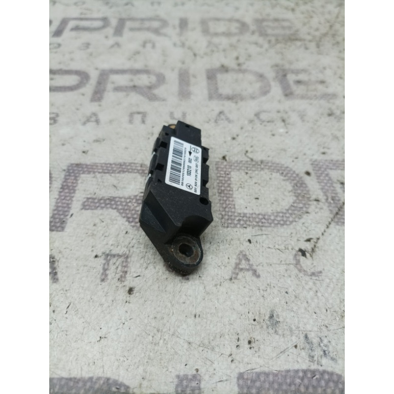 Датчик удара (электрика / датчики) Mercedes-Benz C-class W203 2007 3.0 a0018209126