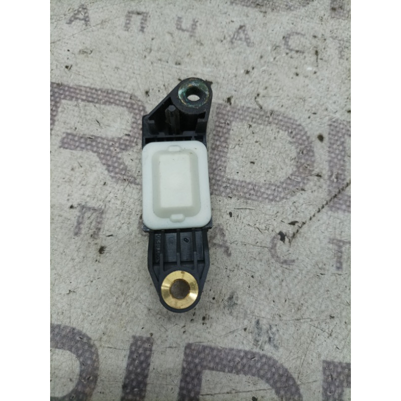 Датчик удара (электрика / датчики) Mercedes-Benz C-class W203 2007 3.0 a0018209126