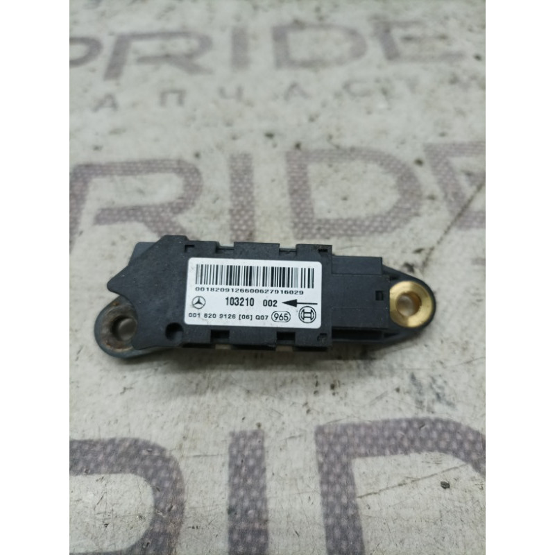 Датчик удара (электрика / датчики) Mercedes-Benz C-class W203 2007 3.0 a0018209126