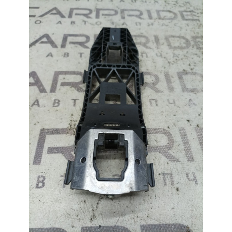 Кронштейн ручки двери (кузов и элементы) Volkswagen Passat B7 2014 1.8 5N0837885H