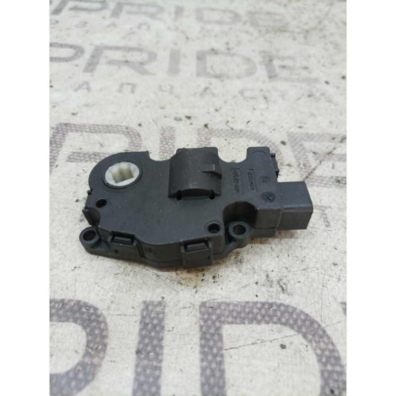 Привод заслонки отопителя (отопление и кондиционирование) BMW 3-series E93 2010 3.0 N52 410475520