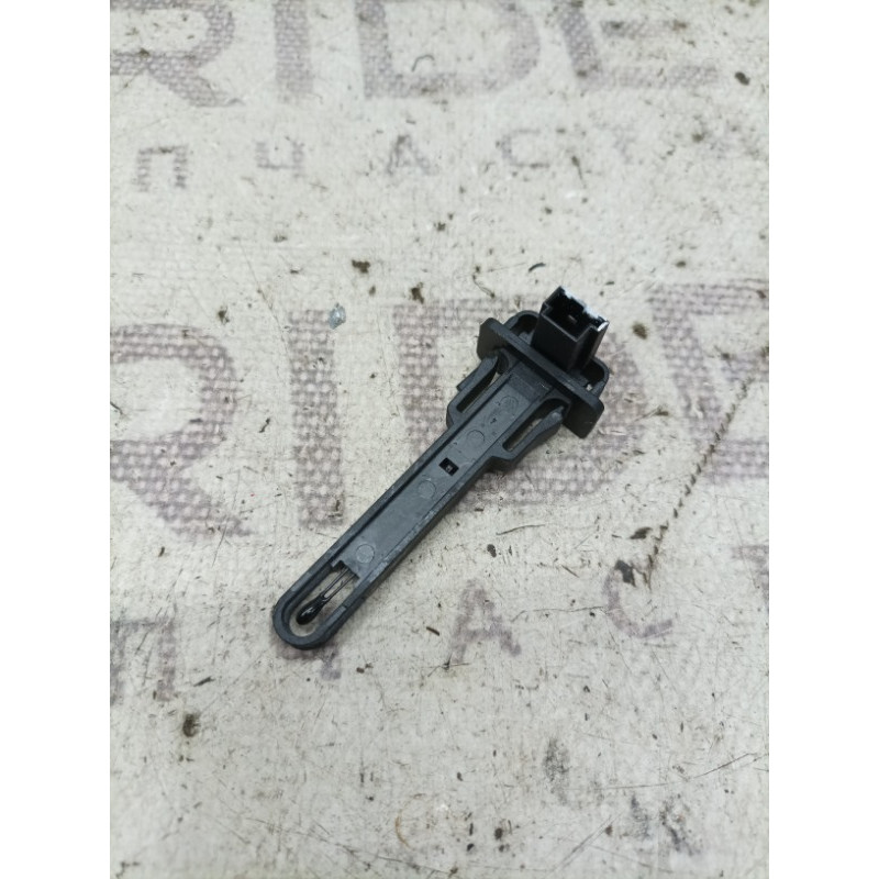 Датчик температуры испарителя (электрика / датчики) BMW 3-series E93 2010 3.0 N52 64119116269