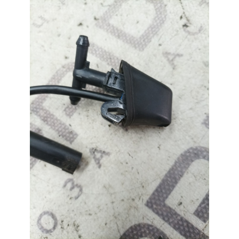 Форсунка омывателя (кузов и элементы) BMW 3-series E93 2010 3.0 N52 61667131299