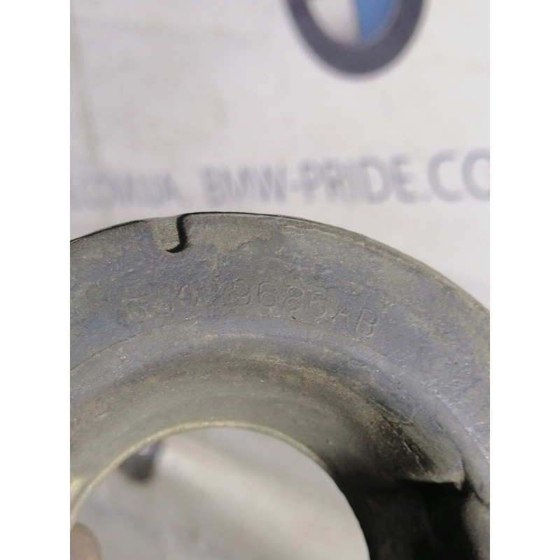 Опора пружины верхняя (подвеска) Jeep Grand Cherokee wk2 68029686ab