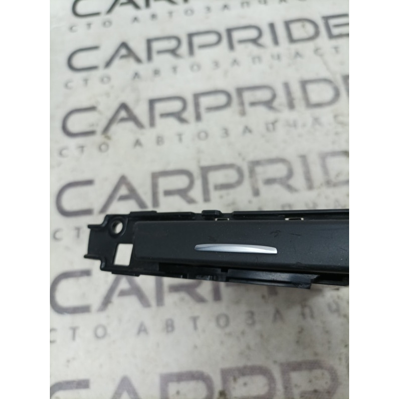 Підстаканник (салон) BMW 3-series E93 2010 3.0 N52 51457127461