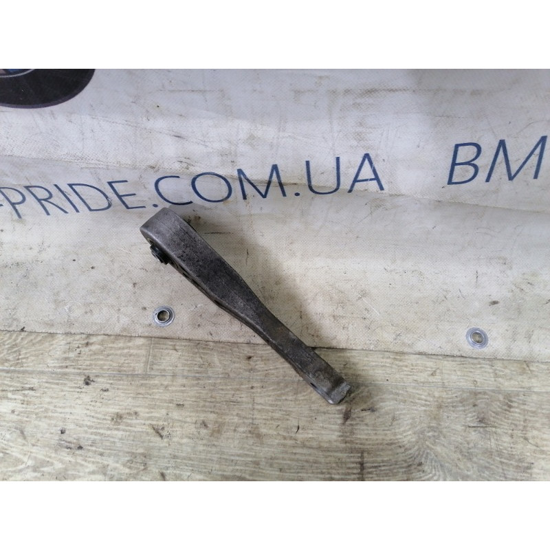 Кронштейн двигателя (кронштейны двигателя) Volkswagen Golf 1K 2.5 1K0199855AE