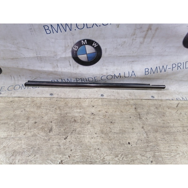 Молдинг стекла (кузов и элементы) Mercedes-Benz C-class W203 2007 3.0 A2036903580