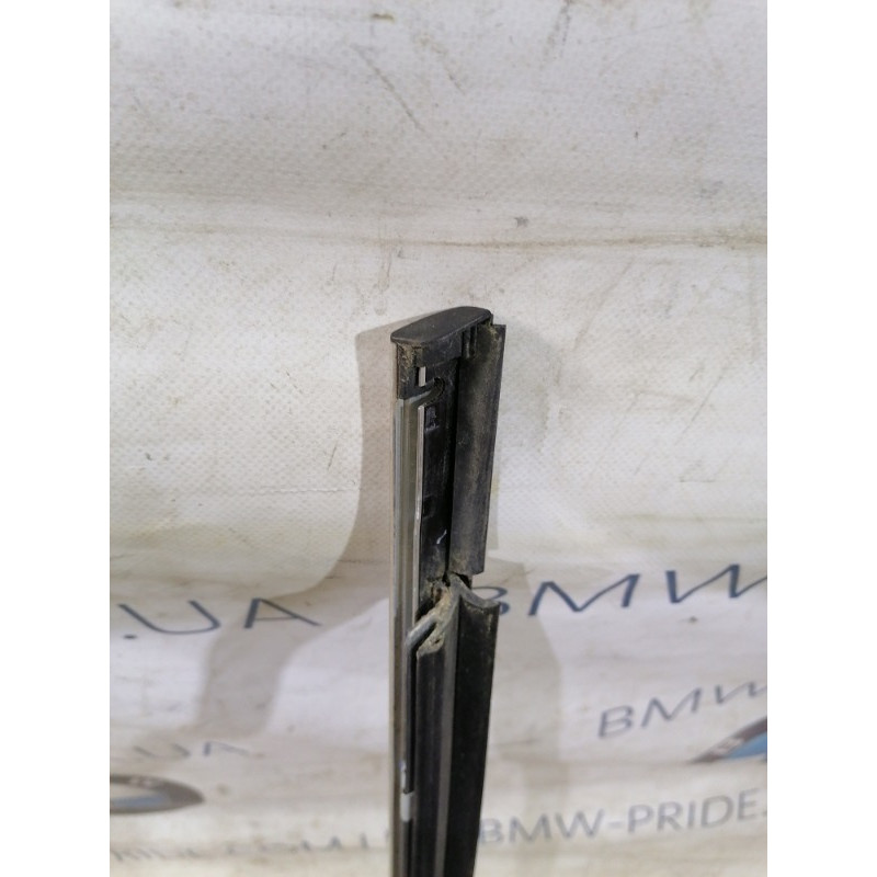 Молдинг стекла (кузов и элементы) Mercedes-Benz C-class W203 2007 3.0 A2036903580