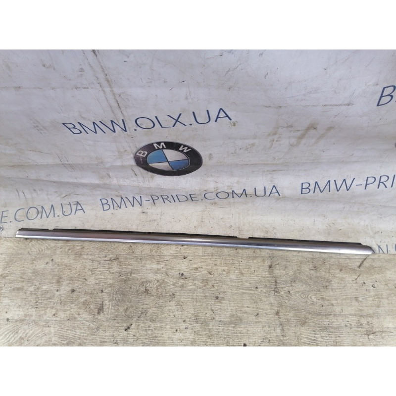 Молдинг стекла (кузов и элементы) Mercedes-Benz C-class W203 2007 3.0 A2036903780