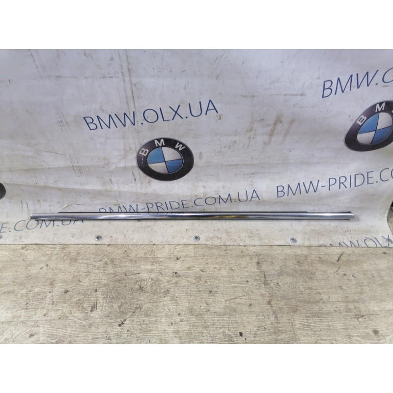 Молдинг стекла (кузов и элементы) Volkswagen Passat B7 2014 1.8