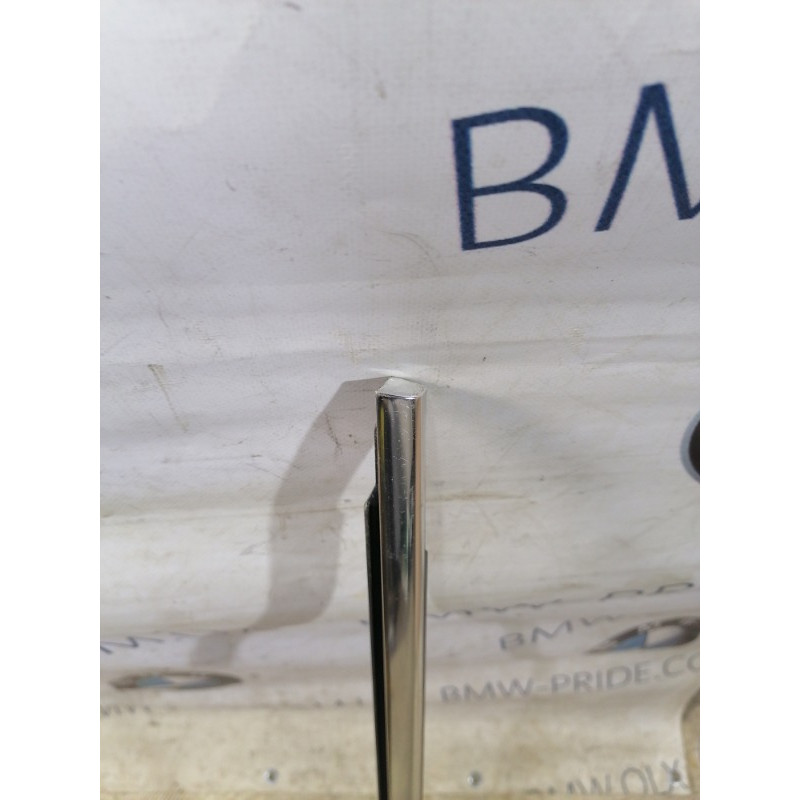 Молдинг стекла (кузов и элементы) Volkswagen Passat B7 2014 1.8