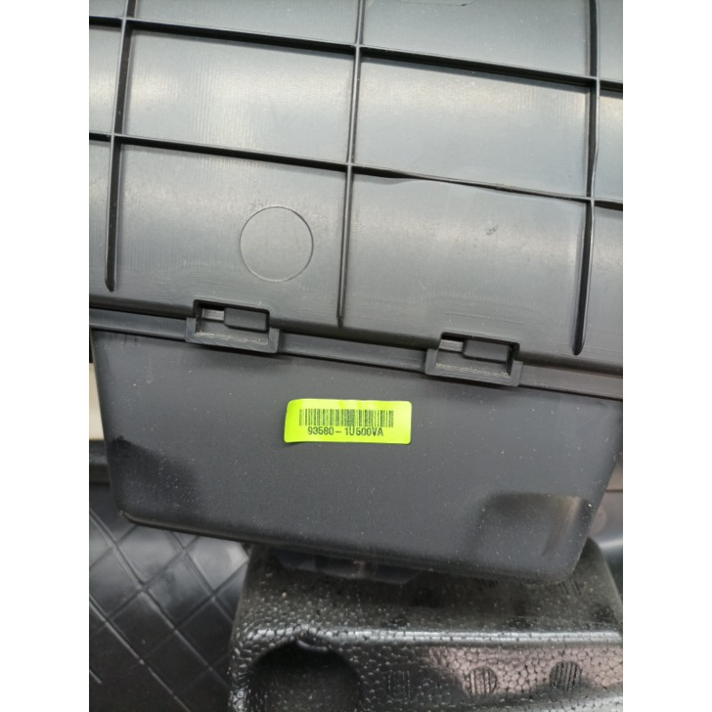 Дверная карта (салон) KIA Sorento UM 2013 2.4 833021u501am2