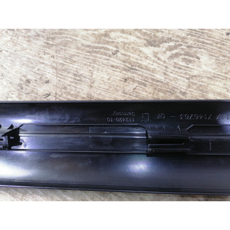 Накладка на поріг (кузов і елементи) BMW 3-series E93 2010 3.0 N52 51477146763