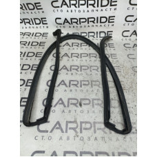 Уплотнитель капота