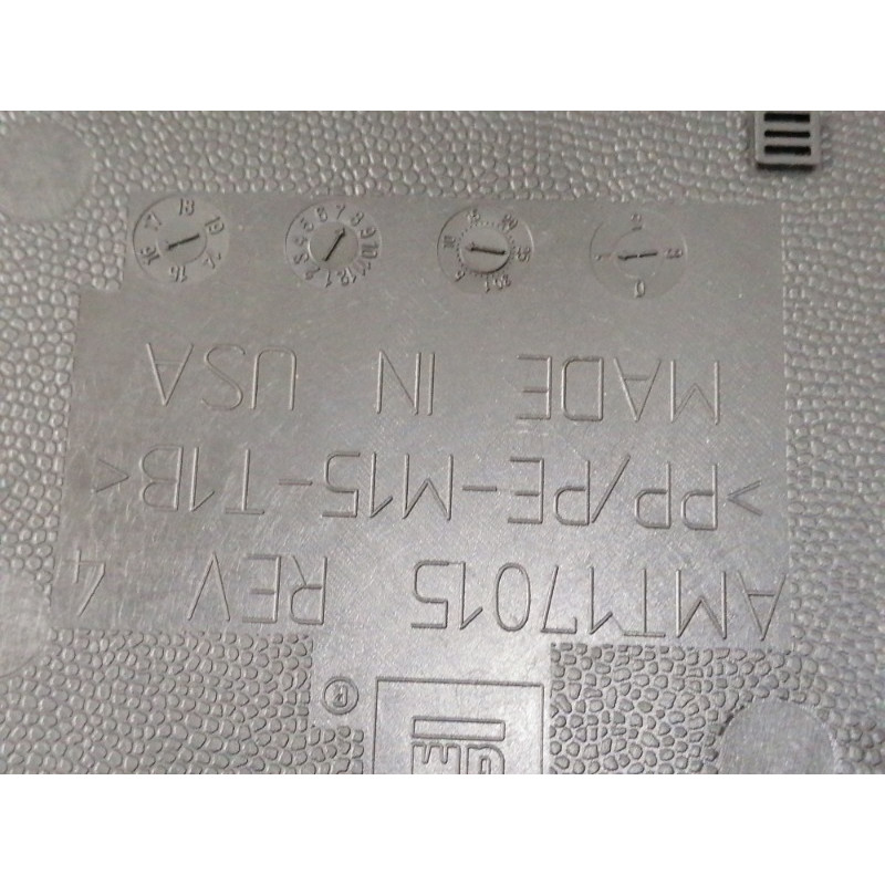 Накладка центральной консоли (салон) Cadillac Xt5 1 2016 3.6 84183923