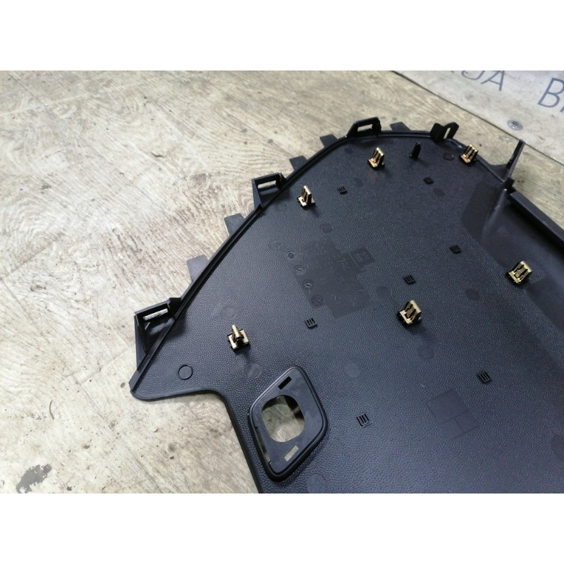 Накладка центральной консоли (салон) Cadillac Xt5 1 2016 3.6 84091232