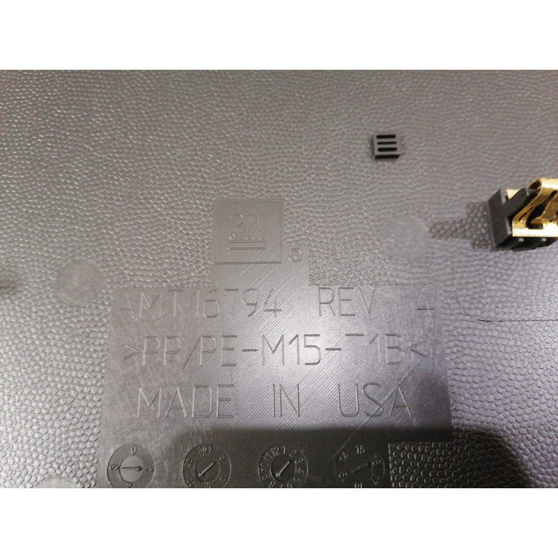 Накладка центральной консоли (салон) Cadillac Xt5 1 2016 3.6 84091232