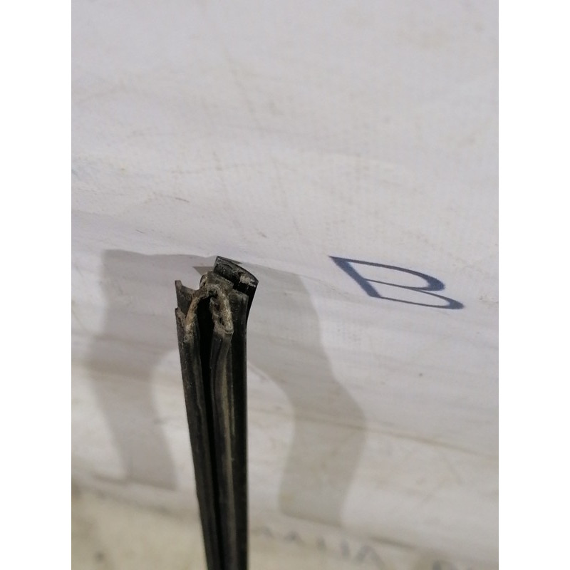 Молдинг скла (кузов і елементи) BMW 3-series E92 2010 3.0 N54 51338036657