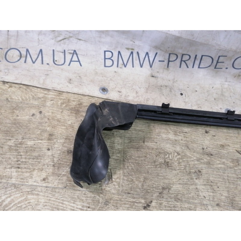 Внутрішній молдинг скла (зовнішні елементи кузова) BMW 3-series E92 2010 3.0 N54 51337119089