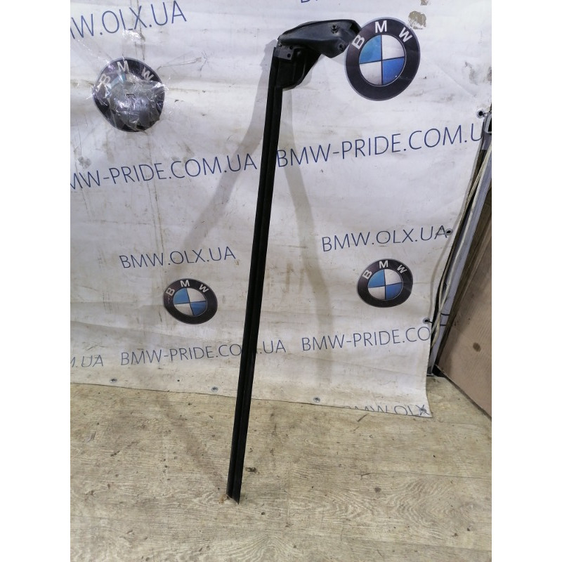 Внутрішній молдинг скла (зовнішні елементи кузова) BMW 3-series E92 2010 3.0 N54 51337119089