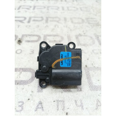 Привод заслонки отопителя