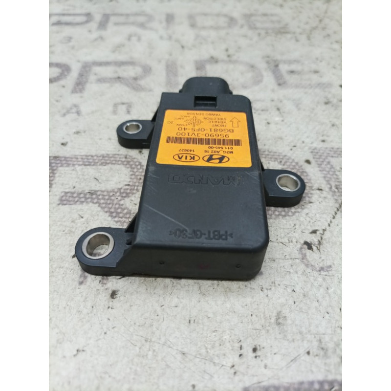 Датчик поперечного ускорения (ESP) (электрика / датчики) KIA Optima TF 2015 2.4 956903v100